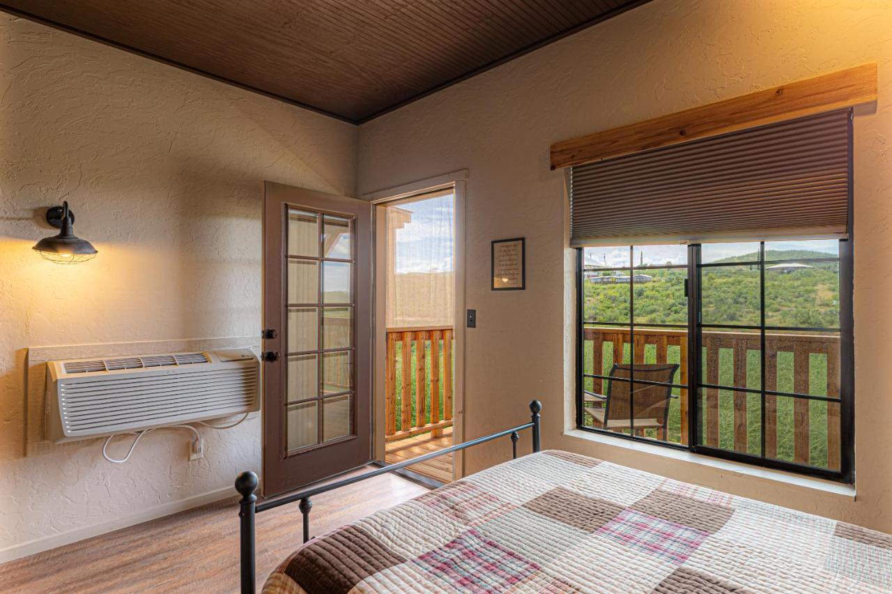 Miners Cabin #4 - King Bed - Private Balcony With Views Тумстон Экстерьер фото